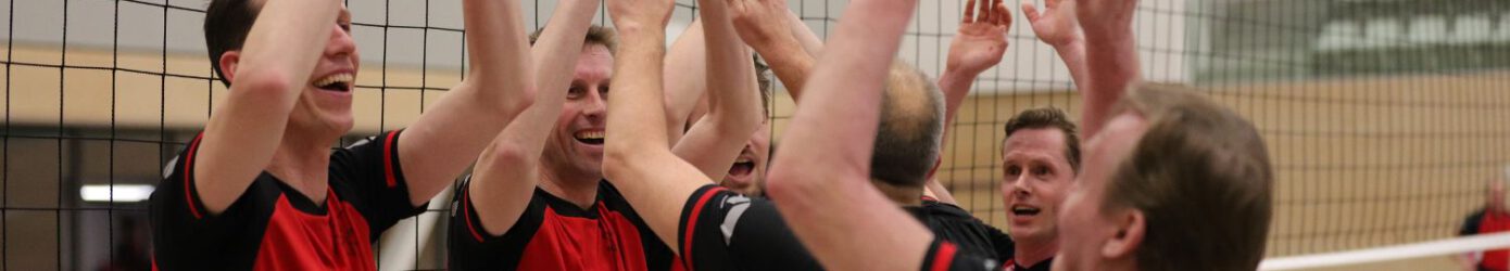 Volleybal team geeft elkaar high 5